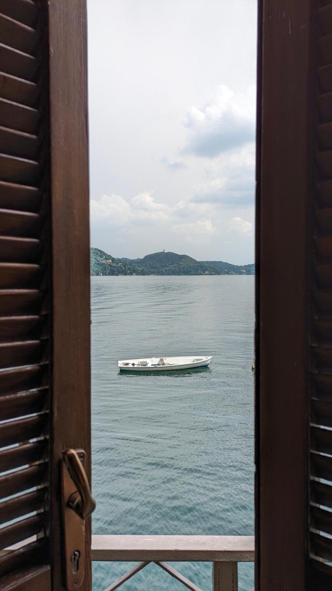 Lake View Cottage Beach Орта Сан Джулио Екстериор снимка